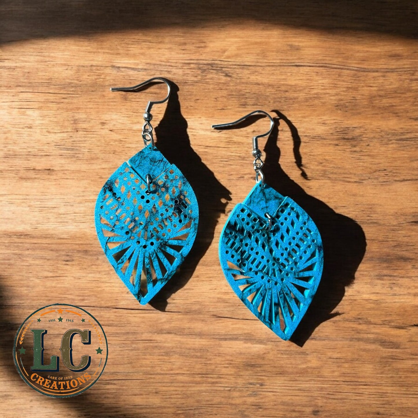 Turquoise Leaf