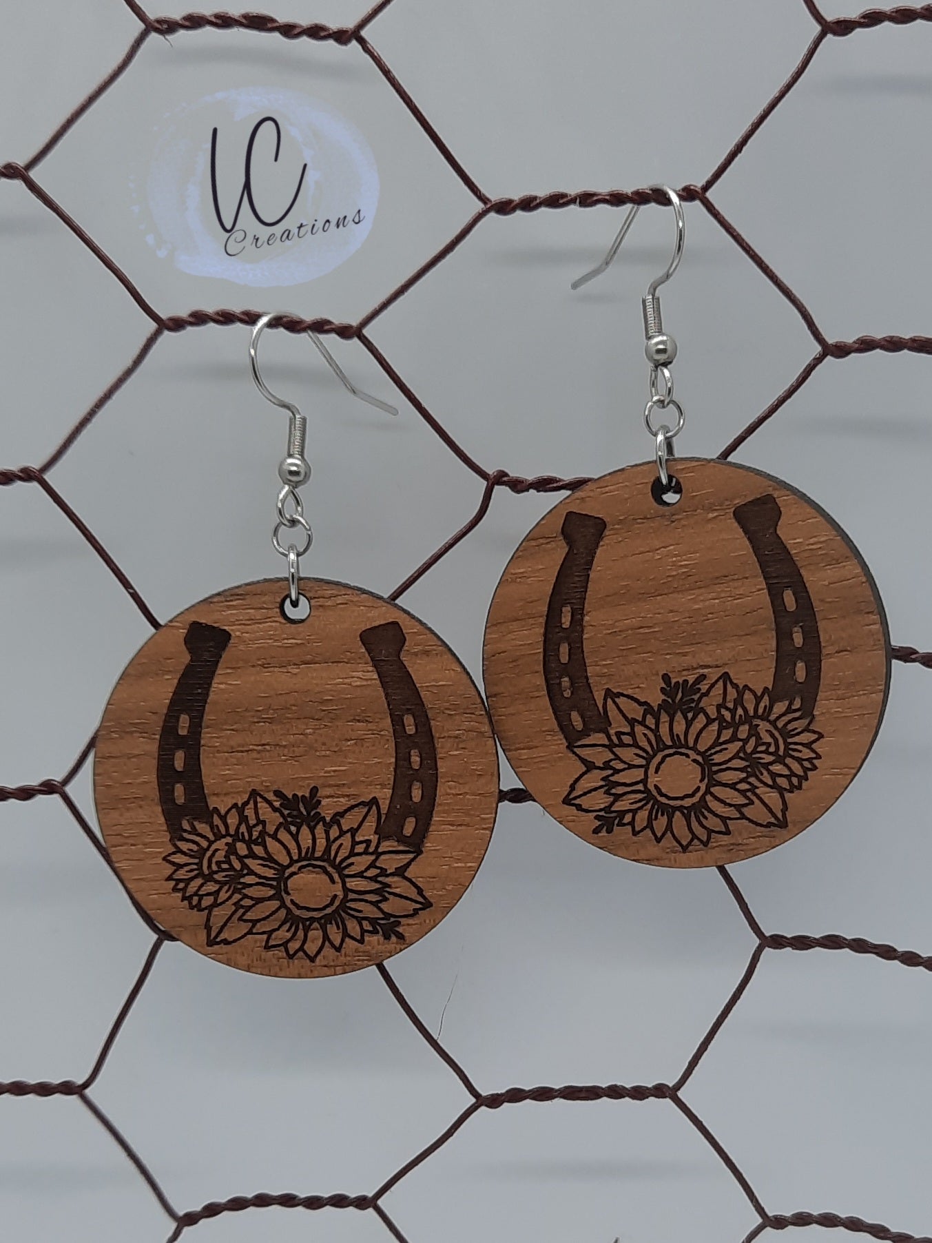 Horseshoe Dangles