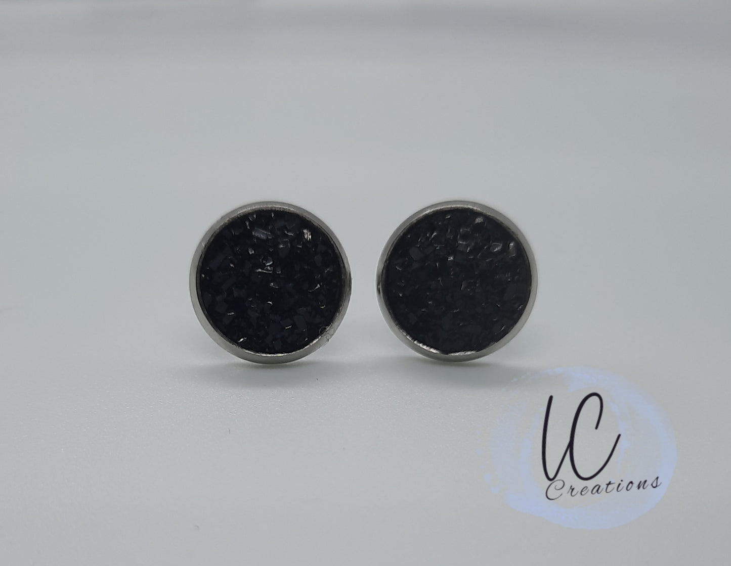 Black in Sliver Studs