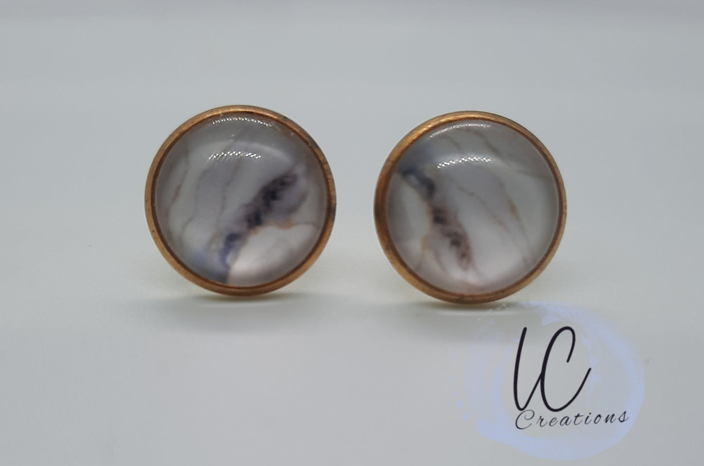 Marble in Gold Stud